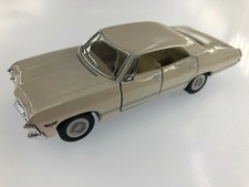 5" Kinsmart Chevy 1967 Chevrolet Impala Diecast Model Toy Car 1:43 Cream