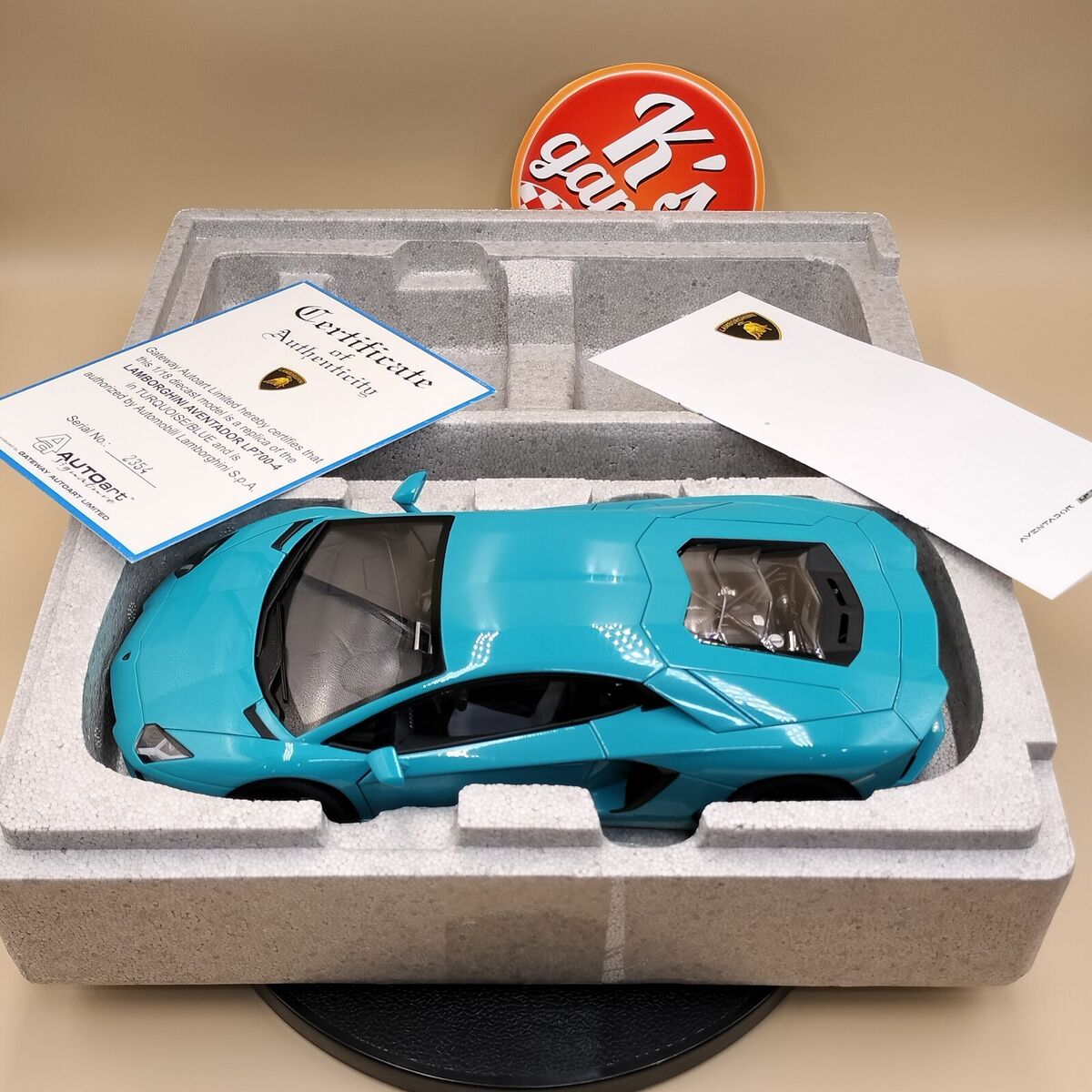 AUTOart 1/18 Lamborghini Aventador LP700-4 Turquoise Blue AUTOart 1/18 Lamborghini Aventador LP700-4 Turquoise Blue