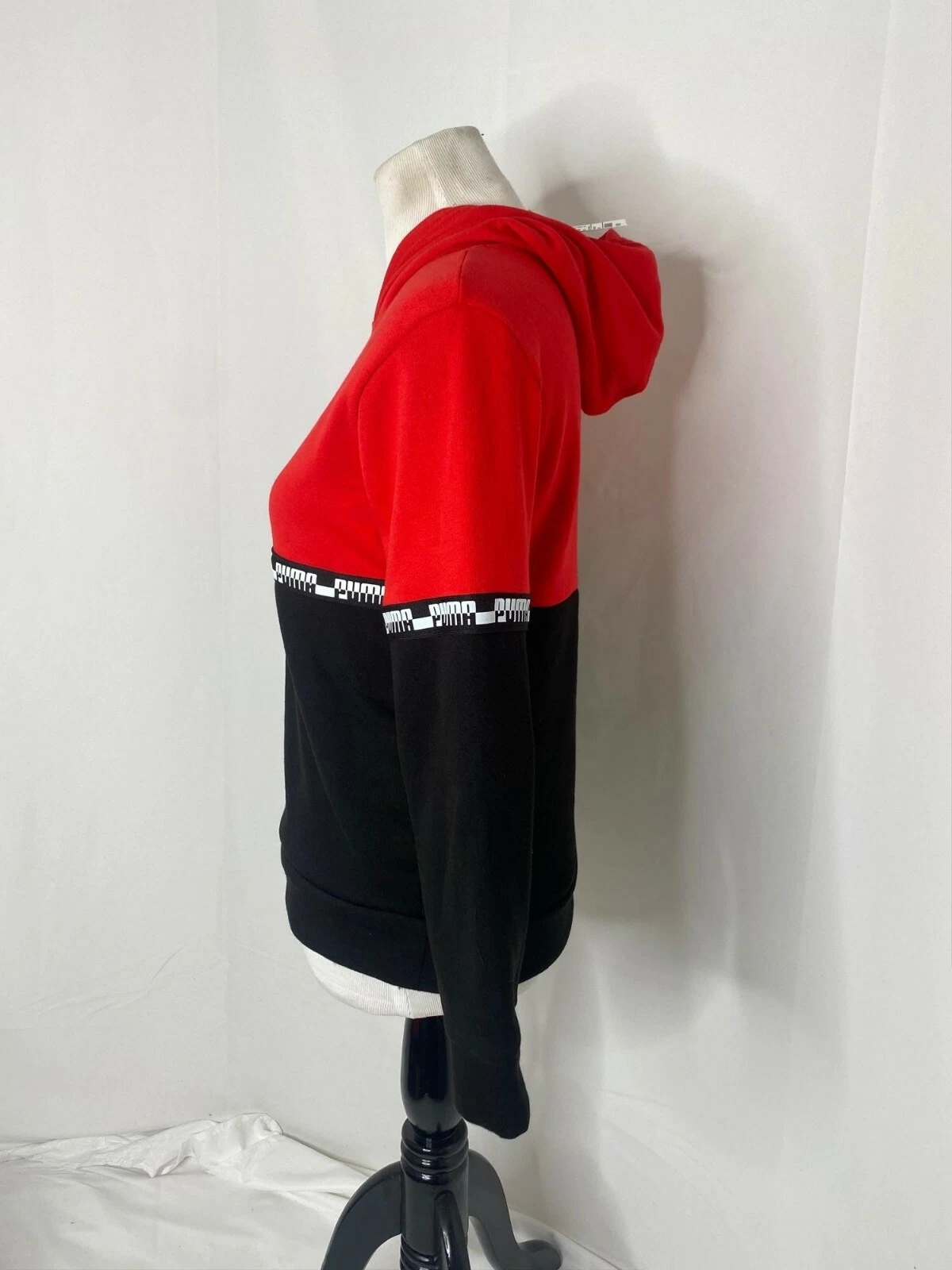 VETEMENTS Felpa con cappuccio media ragazzo Puma fascia logo rossa e nera atletica manica lunga