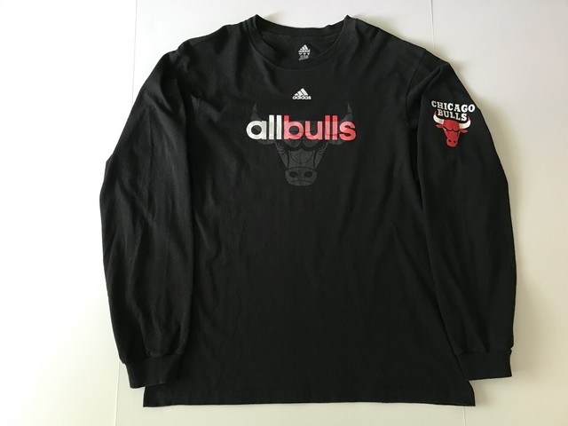 bulls long sleeve shirt