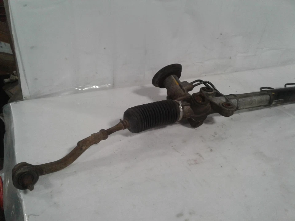 Used Rack and Pinion Assembly fits: 2004 Kia Optima Power Rack and Pinion Grade Foto 3 de 4