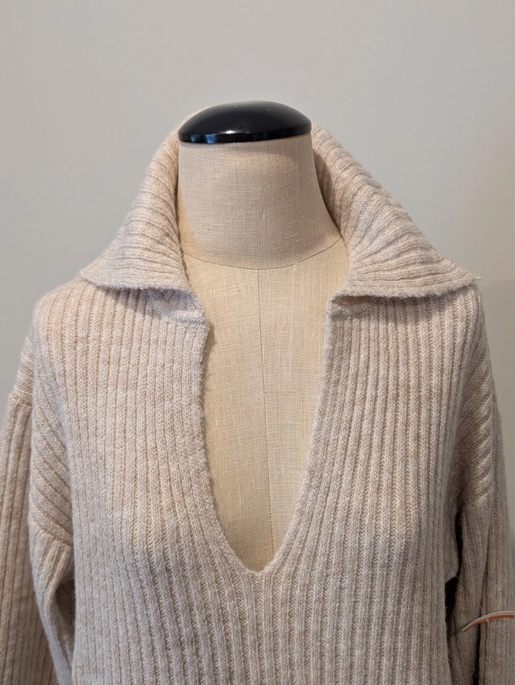 Topshop Maxi V-neck  Ivory Sweater Dress with Collar — 第 2/4 张图片