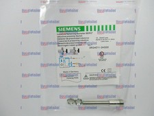 1PCS NEW For Siemens Proximity Sensor 3RG4011-3AG00