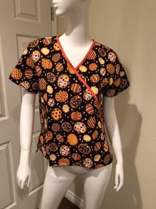 Scrubs-Dickies-Print-Women-039-s-V-Neck-Top-Medium