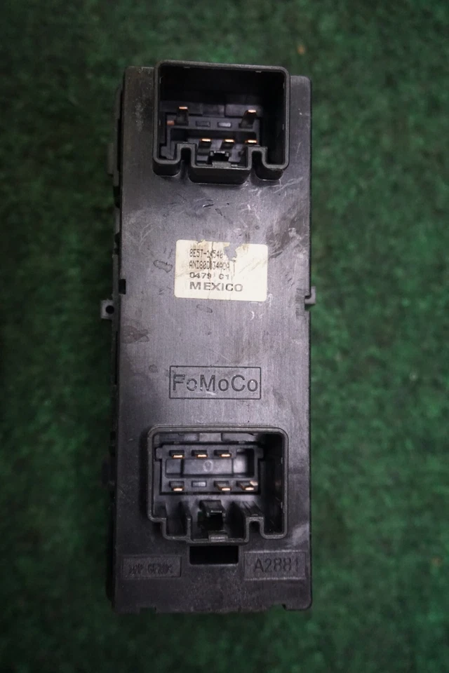 Interruptor de ventana delantero izquierdo Ford Crown Victoria 2009 2010 2011 OEM 9W7314A564A Foto 4 de 4