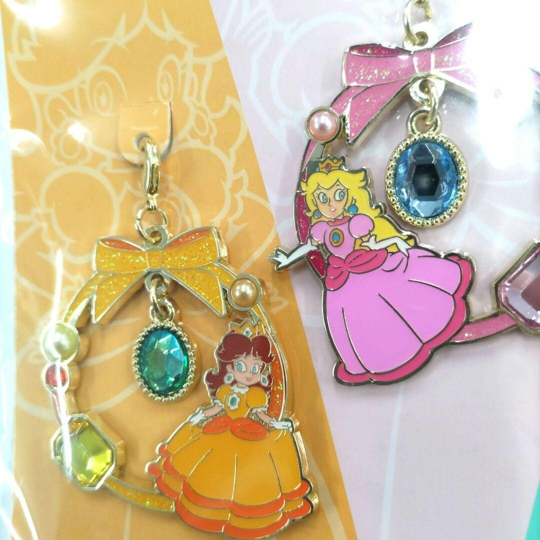 USJ SUPER NINTENDO WORLD Princess Metal Charm set Keychain JAPAN