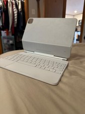 Apple MJQJ3LL/A Magic Keyboard for iPad Pro 11"/iPad Air 11" White