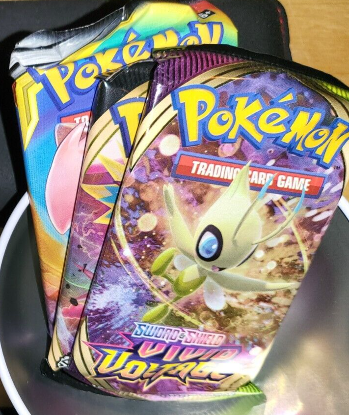 Pokemon Trading Card Game Pokemon: Trading Card Game Sword And Shield Vivid  Voltage Elite Trainer Box Random Pokemon Cards 10 Per Pack