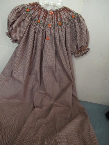S) Girls size 5 Micro Check Hand Smocked Brown and White Dress Remember Nguyen - Picture 7 of 9