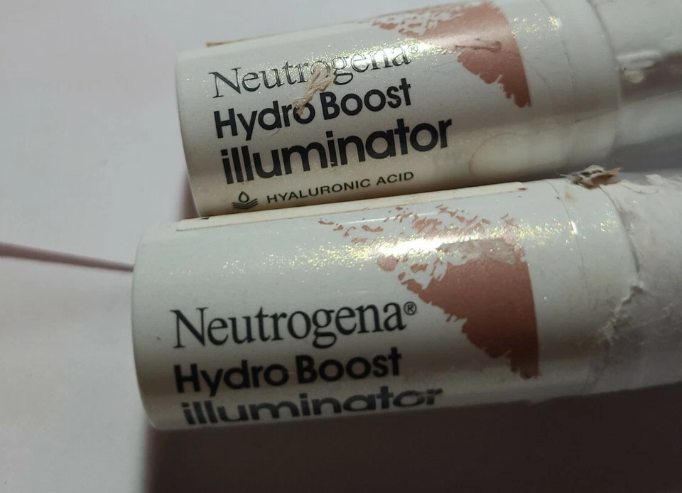 2 lot-Neutrogena Hydro Boost Hydrating illuminator Stick, 20 ROSE GOLD NEW  - Image 2 of 2