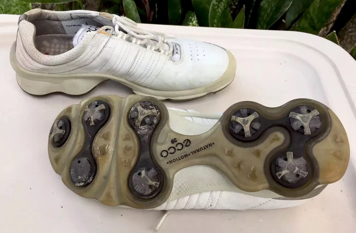 Ecco spikes hotsell