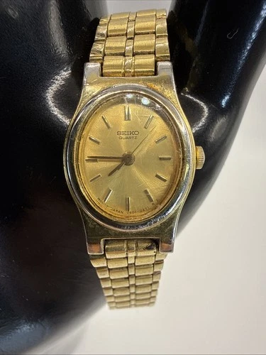 Seiko Watch Women 18mm Gold Dial Gold Tone Oval V401-5109 New Battery
