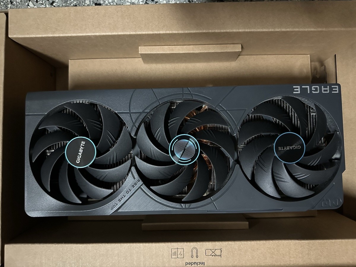グラフィックボード・グラボ・ビデオカード Gigabyte RTX 4080 Eagle OC Amazon.com: GIGABYTE GeForce RTX 4080 Eagle OC 16G Graphics