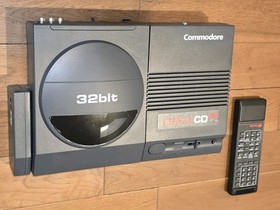 Commodore Amiga CD32 Gaming Console + TVI Modem Remote, Controller  WORKS!