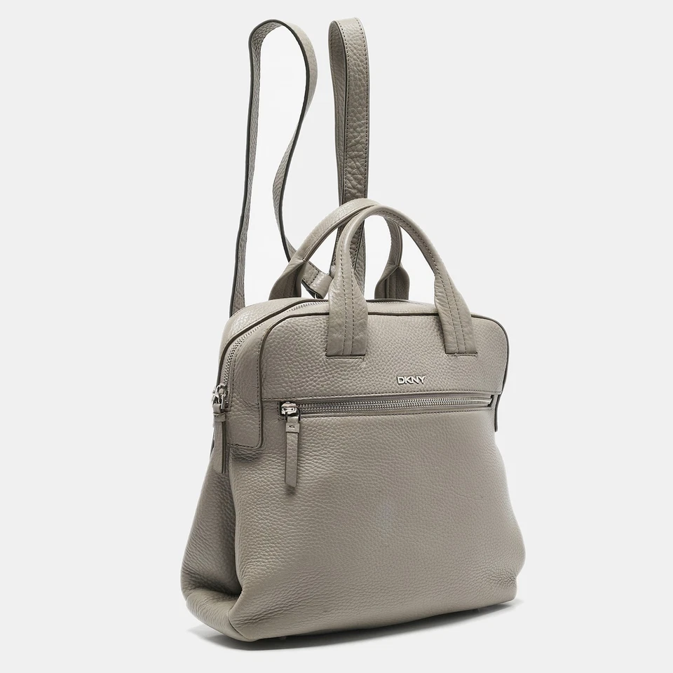 Mochila convertible de cuero gris DKNY Foto 3 de 4