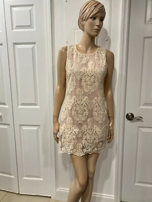 THE CLOTHING COMPANY MINI LACE DRESS SZ M | eBay