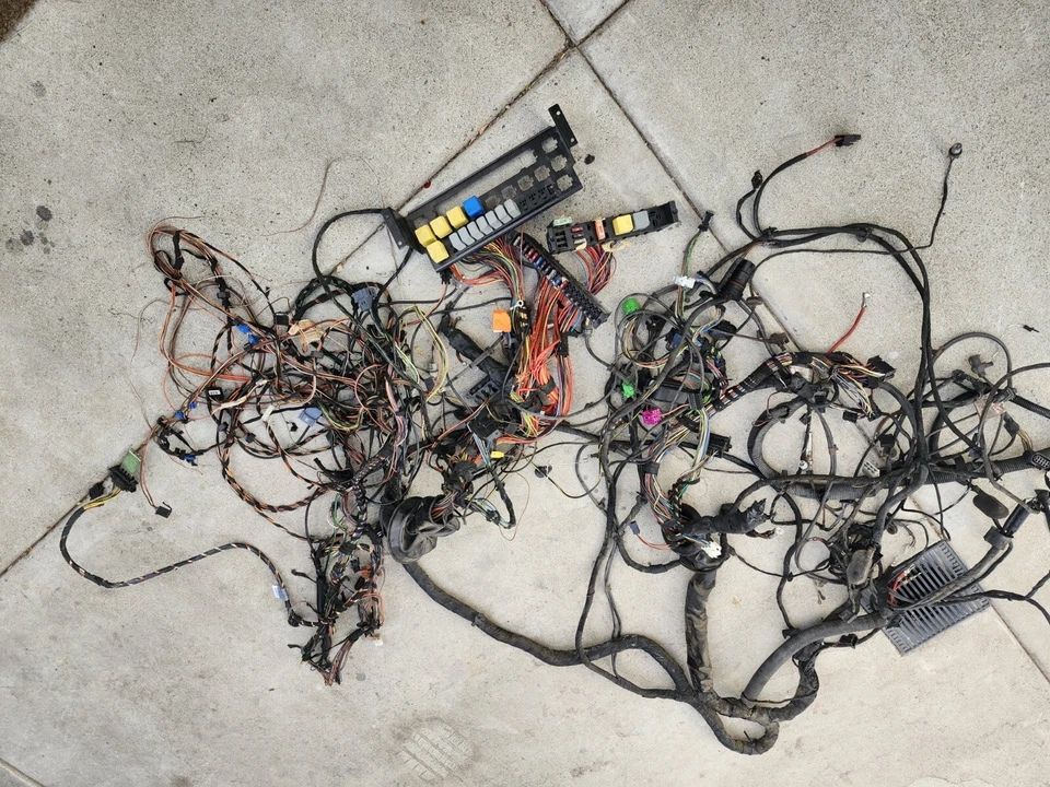 04-06 Dodge Sprinter T1N 2.7L Motor Diesel 2500 Freightliner Cuerpo Arnés de Alambres Foto 2 de 4