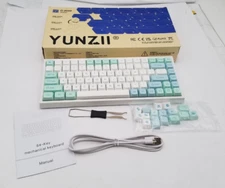 Yunzii YZ-84 Mechanical Keyboard - Wired - Mint (with Extra keys) Yellow switche