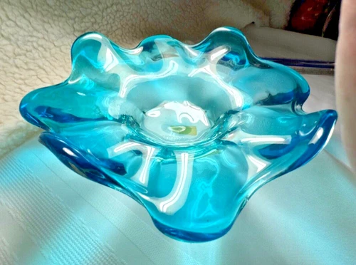 Vtg MURANO Glass Blue bowl Vetro Artistico Veneziano Authentic murano Sticker