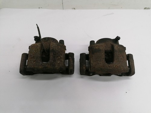 BMW 3er E46  Bremssattel Bremszange Bremse vorne rechts & links   (99)