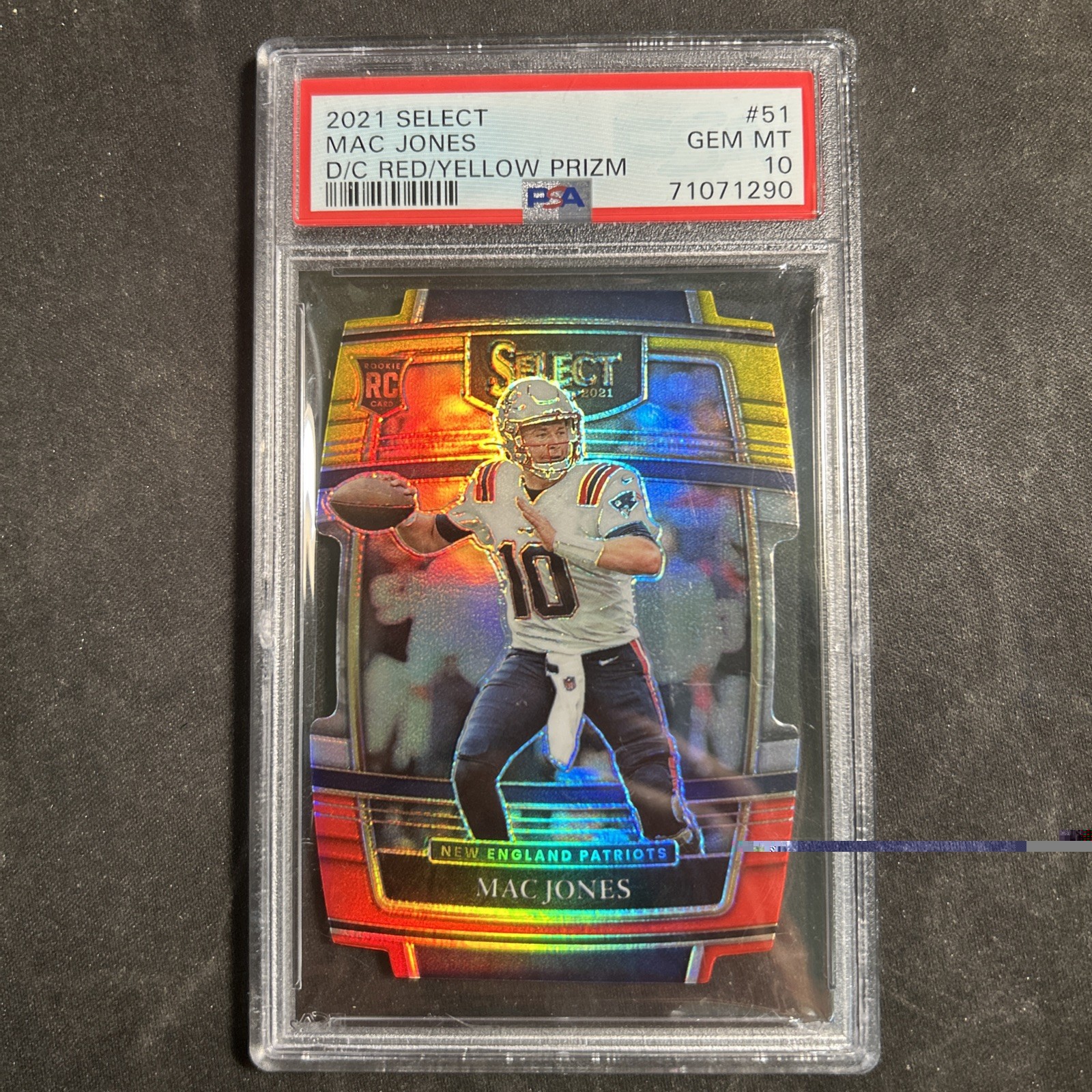 Mac Jones Panini Select #51 Die-Cut Red/Yellow Prizm