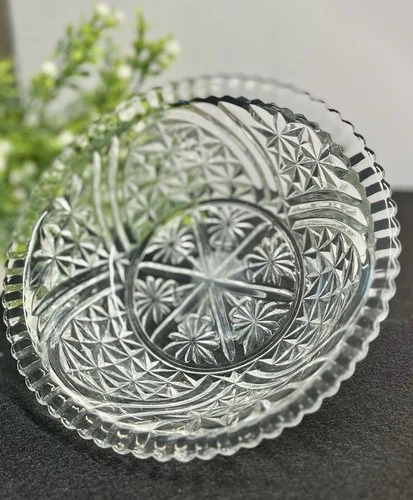 Vintage Anchor Hocking Stars and Bars Glass Serving Bowl EUC clear MCM dish