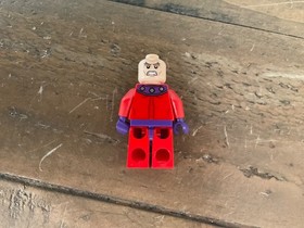 LEGO Magneto Minifigure sh0031 Marvel Super Heroes X-Men 6866 Lot Rare
