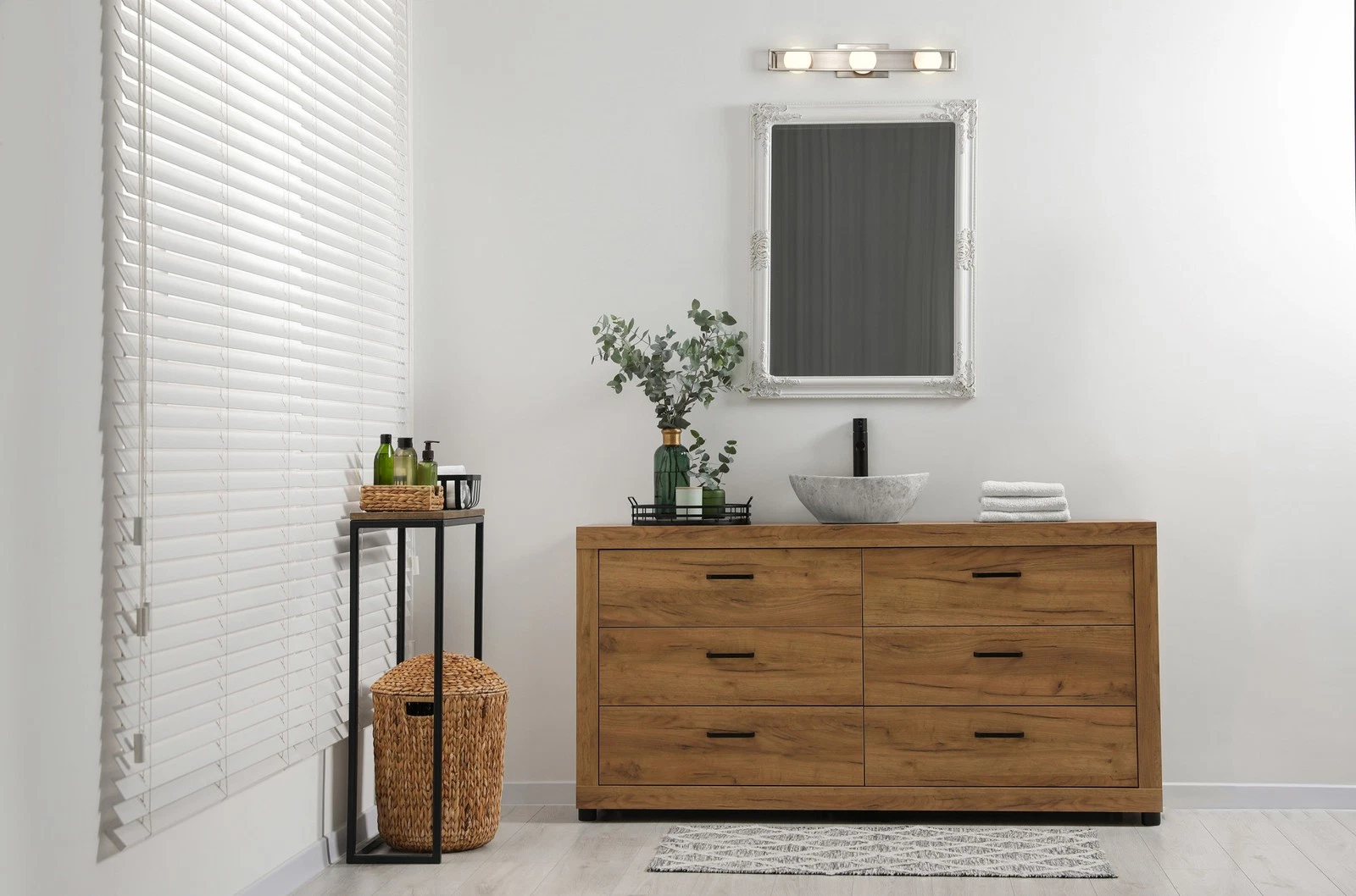 Nuvo Lighting Jenkins Vanity - Thumbnail 3
