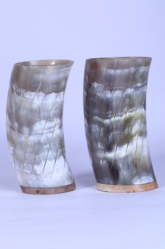 Juego de 2 vasos de cuerno de beber vikingo ceremonial medieval de 6" para vino cerveza Ale - Imagen 12 de 26