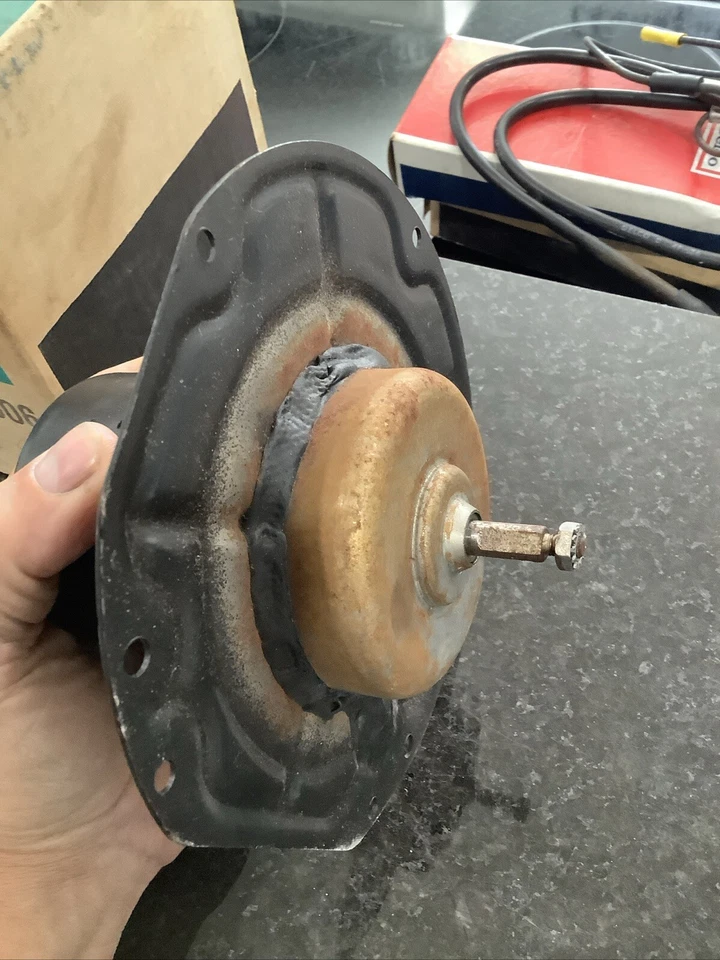 Двигатель вентилятора Pontiac GTO 1968-1977 годов выпуска 4914906 новый из старых запасов - Изображение 4 из 4