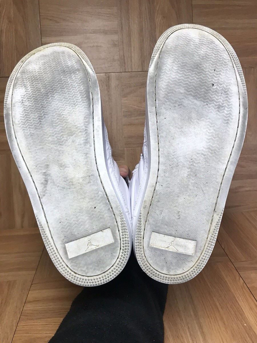 ♦︎激レア♦︎世界で唯一⁈♦︎新品タグ付き♦︎マイケル♦︎ジョーダン♦︎レストラン♦︎白♦︎ sneakerslovers❤️ #sneakerheads #Jordan