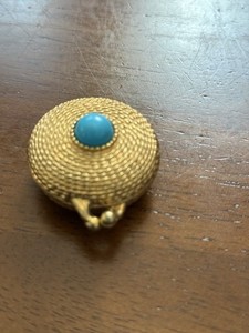 vantage Estee Lauder solid, Perfume, Compact gold tone With Turquoise