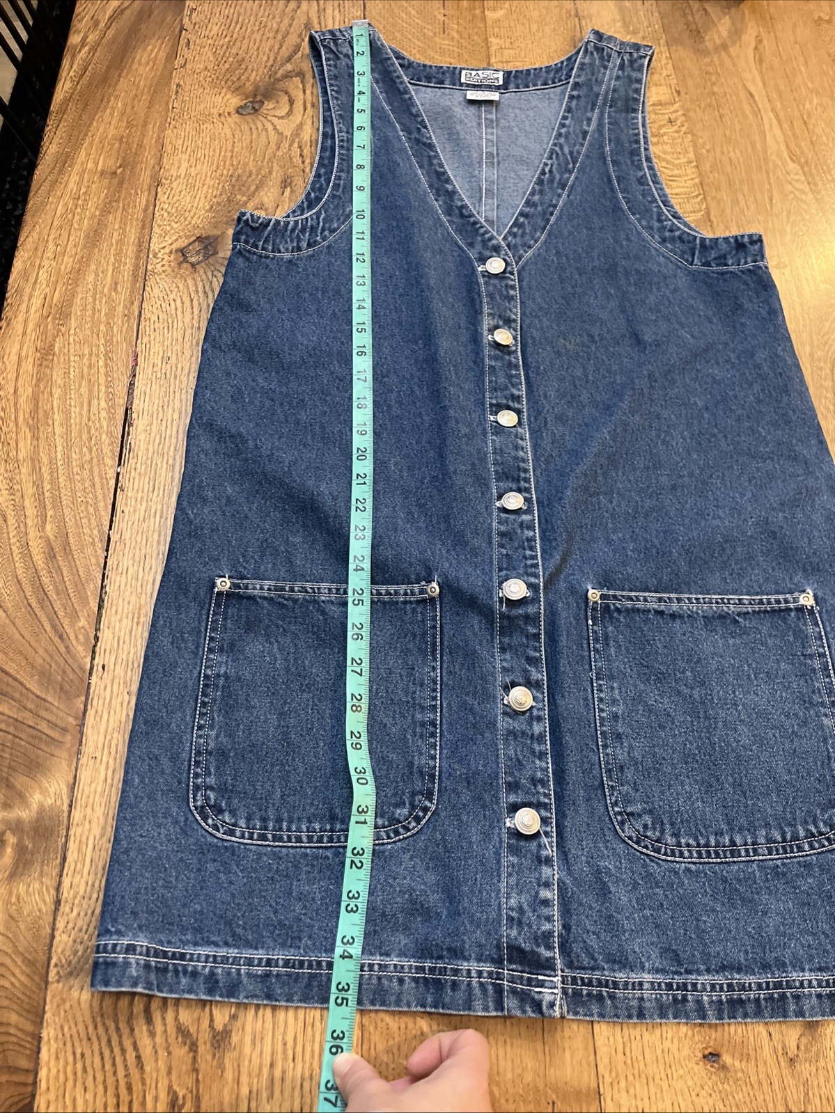 Basic Editions Denim Sleeveless Button Front Dres… - image 5