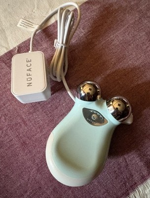 NuFACE Mini Facial Toning Device Light Blue Includes Charger Tested