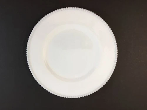 Westmoreland VTG Milk Glass Beaded Edge 10-1/2 in Dinner Plate