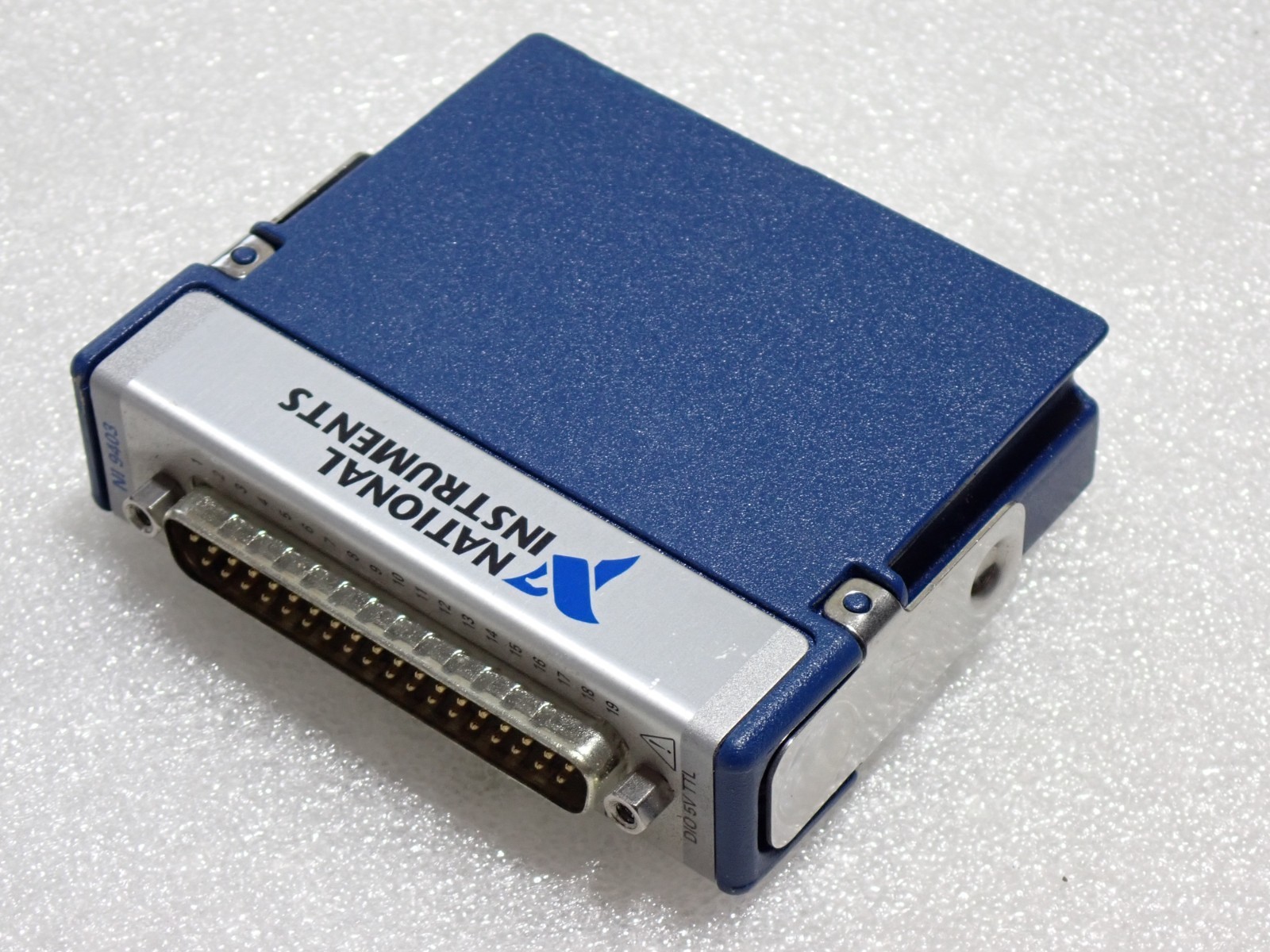 NI 9403 W/DSUB 32 CHANNEL TTL DIGITAL ISOLATION OUTPUT/ INPUT MODULE USED
