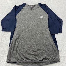 Majestic NY Yankees Therma Base Raglan Baseball Shirt Mens Grey Navy Blue MLB