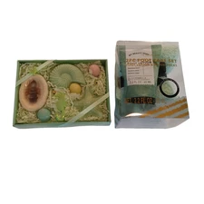 My Beauty 2PC Foot Care Set and Lighthouse Soaps Seashells Oval Balls