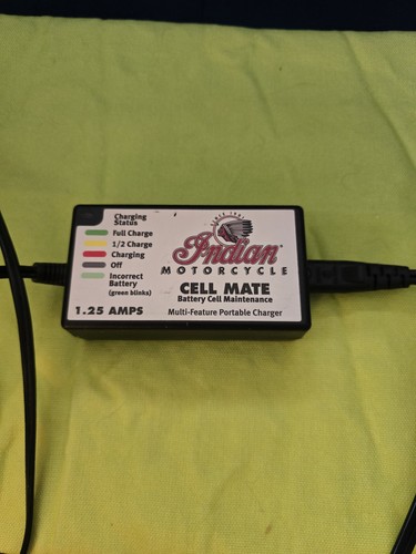 Indian Cell Mate Battery Cell Maintenance. 1.25 Amps with Charging Status Meter