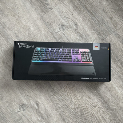 ROCCAT Magma RGB Gaming-Tastatur, verkabelt, QWERTZ Deutsch, schwarz