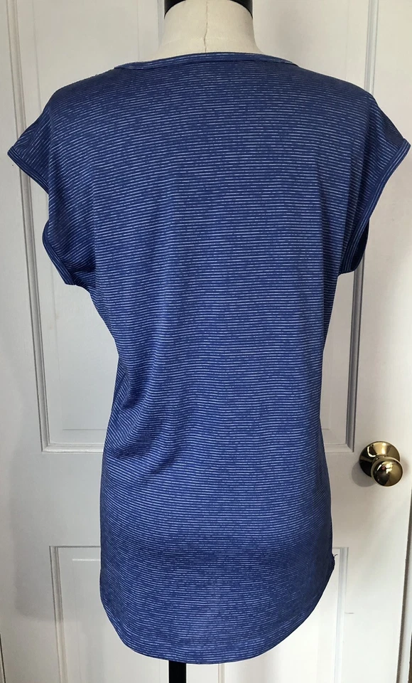 Camiseta sin mangas deportiva Reebok azul a rayas cuello en V entrenamiento poliéster para mujer S pequeña Foto 2 de 4