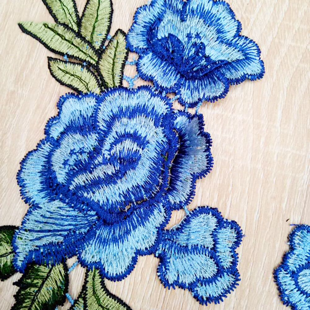 2 Pcs Rose Flower Embroidery Sew On Patch Cloth Floral Collar Garment