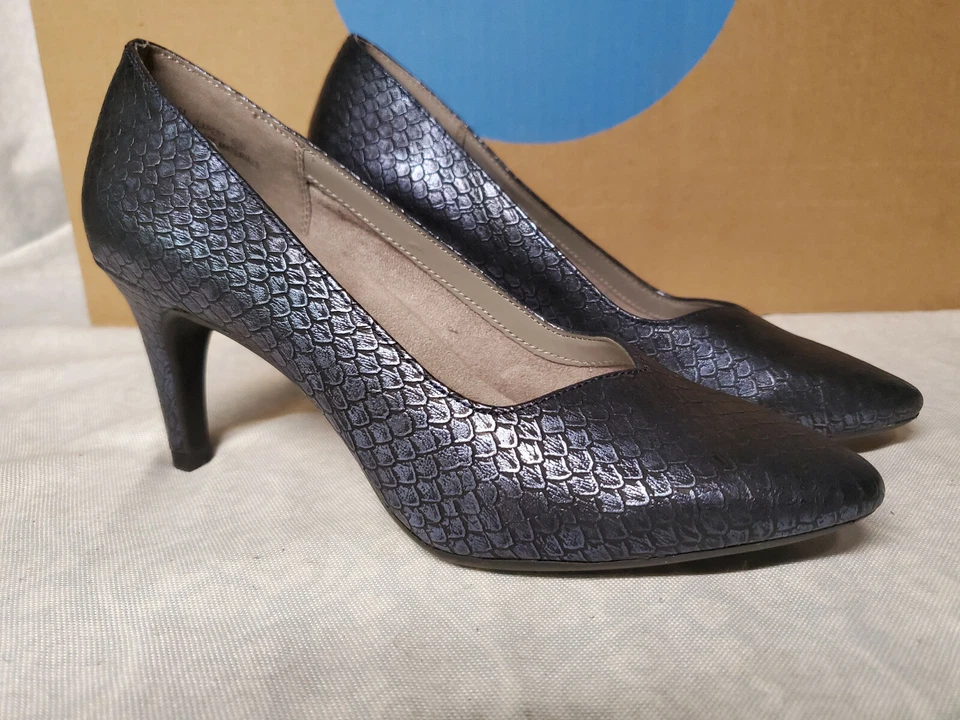 Aerosoles Expert Geometric Faux Leather Pumps, Women's Size 5.5 Blue - Image 2 of 4