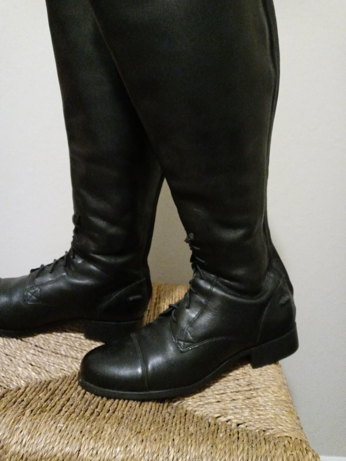 10010174 Ariat WMS Heritage Contour 