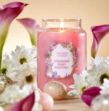 Yankee Candle Strawberry Bunny Shortcake Original Large Scented Candle 22 oz 🍓