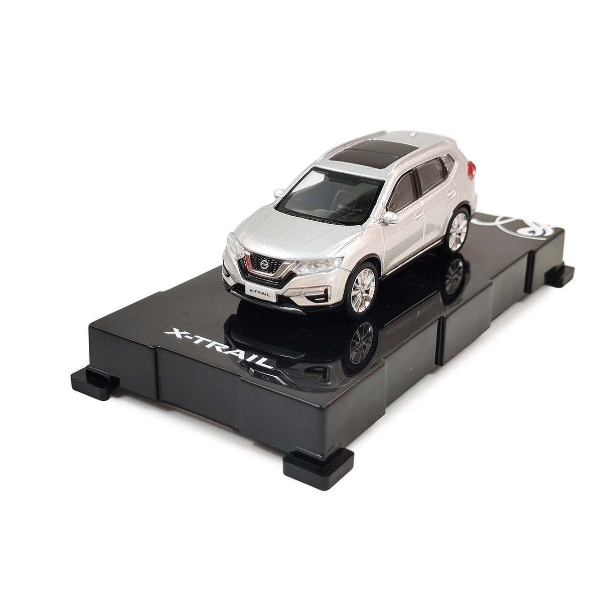 【ずん】2個セット NISSAN X-TRAIL 1/43 0cc24506-cee2-4c16-b468-