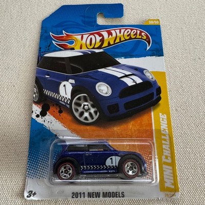 HOT WHEELS 30/50 MINI CHALLENGE COOPER S 2011 NEW MODELS MATTEL DIE CAST 30/244