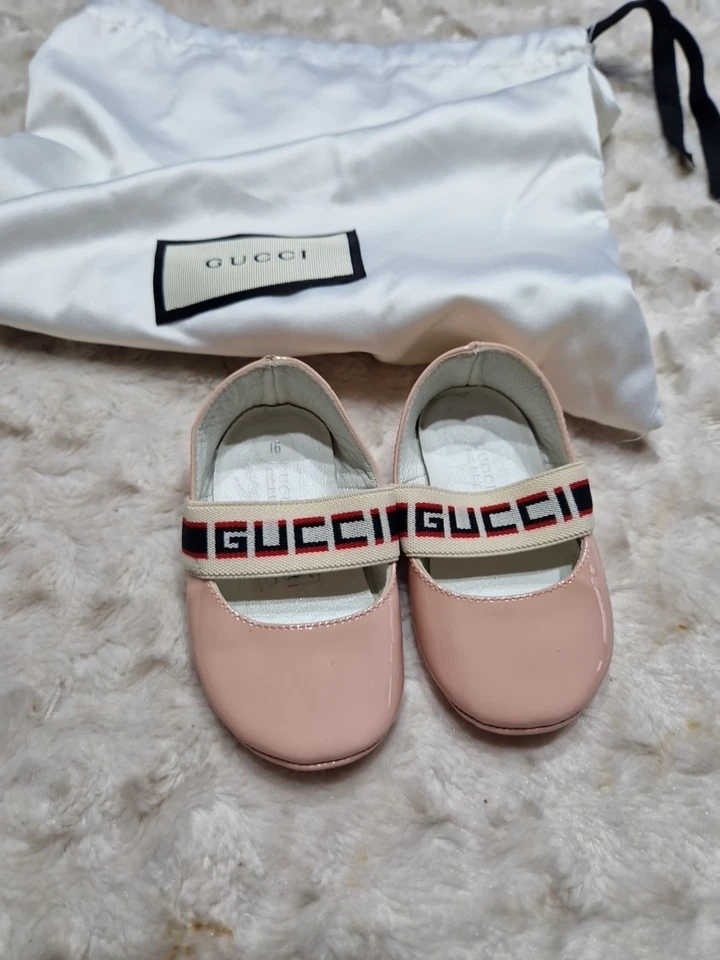 Auténticos zapatos de ballet Gucci bebé niña cuna Foto 3 de 4