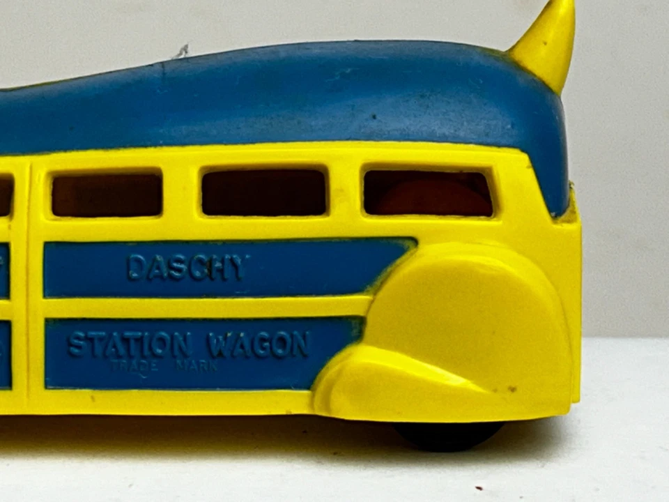 Pyro Bank "Daschy Dog Woodie Station Wagon, Nice Original, Read - Image 4 of 4