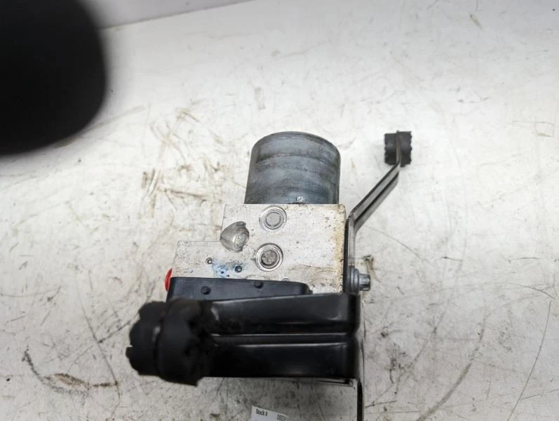 ABS Pump Anti-Lock Brake Part Assembly With Automatic Park Fits 15-19 BMW X6 752 - Image 4 of 4